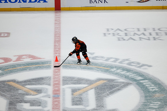 040524_ANAHEIM_DUCKS_0735