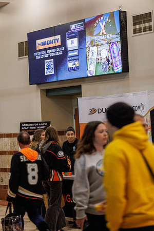 040524_ANAHEIM_DUCKS_1077
