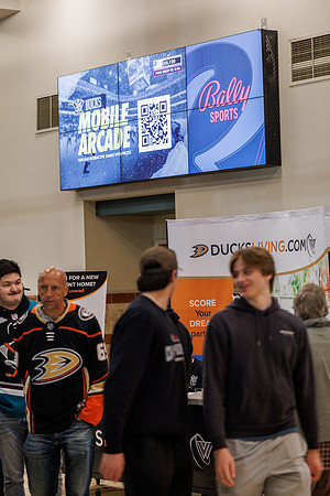 040524_ANAHEIM_DUCKS_1103