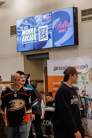 040524_ANAHEIM_DUCKS_1104