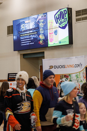 040524_ANAHEIM_DUCKS_1124