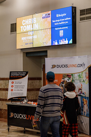 040524_ANAHEIM_DUCKS_1157