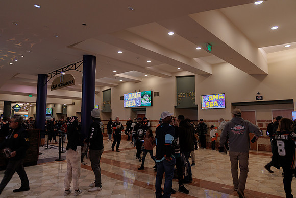 040524_ANAHEIM_DUCKS_1855