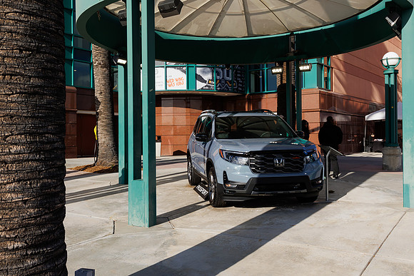 040524_ANAHEIM_DUCKS_1600