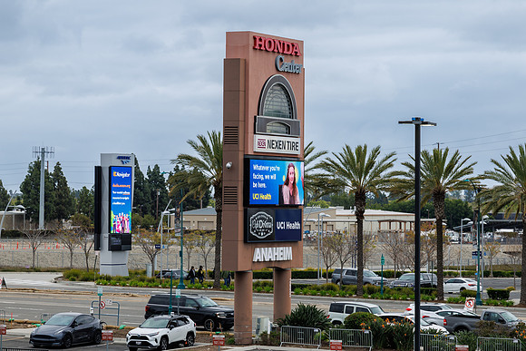 041224_ANAHEIM_DUCKS_0015