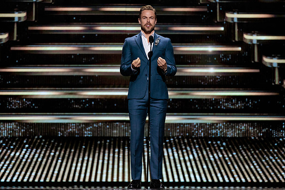 081124_HONDA_CENTER_0153