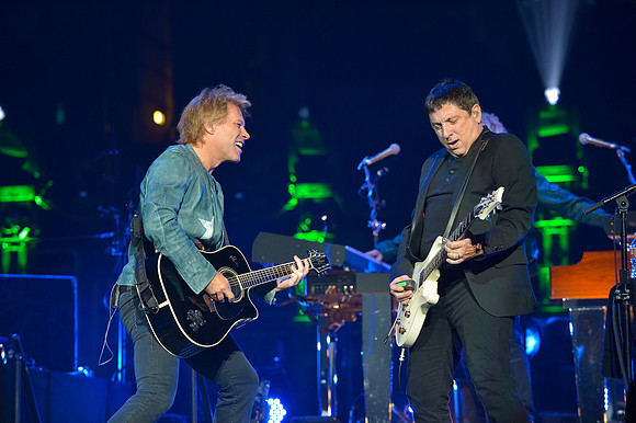 100913_HONDA_CENTER_0047