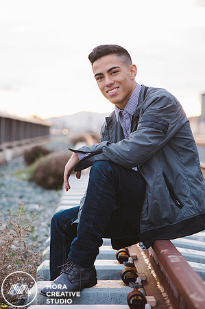 APETERS_SENIOR_0093