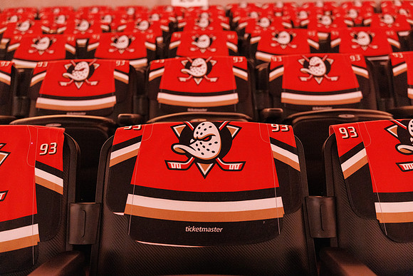101624_ANAHEIM_DUCKS_0005