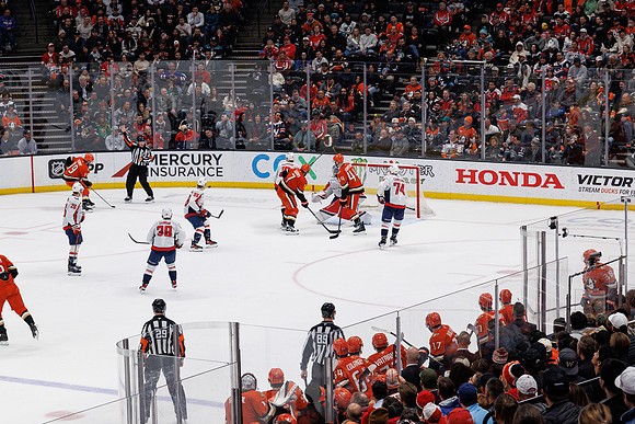 031125_ANAHEIM_DUCKS_1345