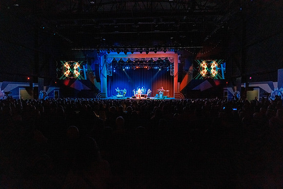 040325_GROVE_OF_ANAHEIM_102
