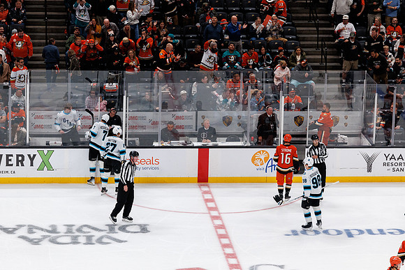 101624_ANAHEIM_DUCKS_0741