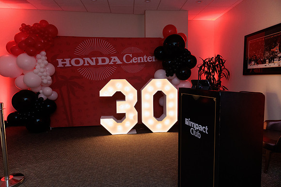 060124_HONDA_CENTER_0430