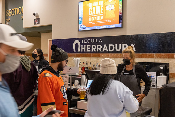 101321_ANAHEIM_DUCKS_0948