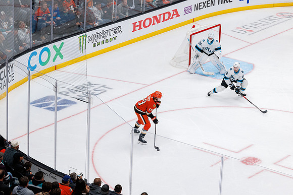 101624_ANAHEIM_DUCKS_0703