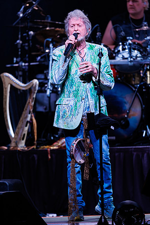040325_GROVE_OF_ANAHEIM_067