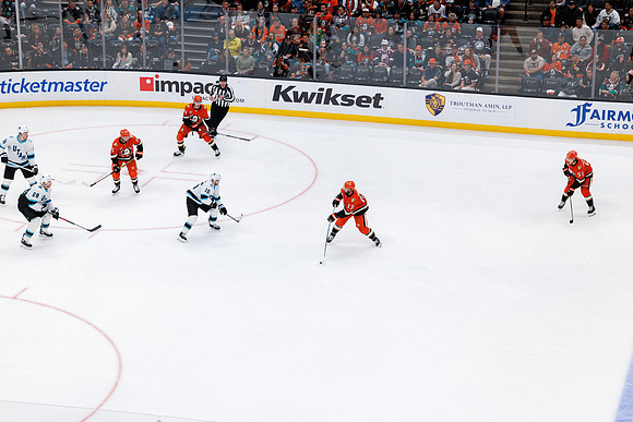 101624_ANAHEIM_DUCKS_0712