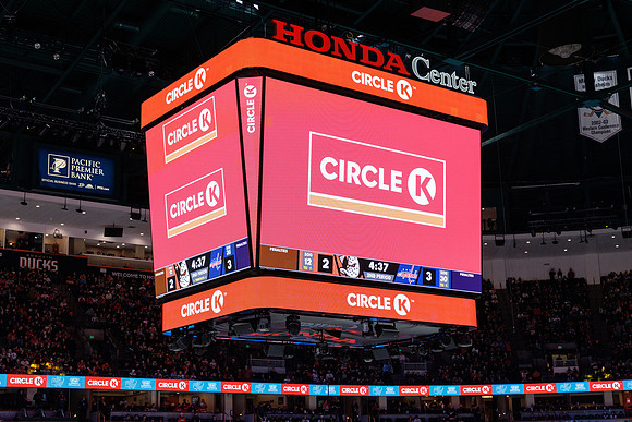 031125_ANAHEIM_DUCKS_1310