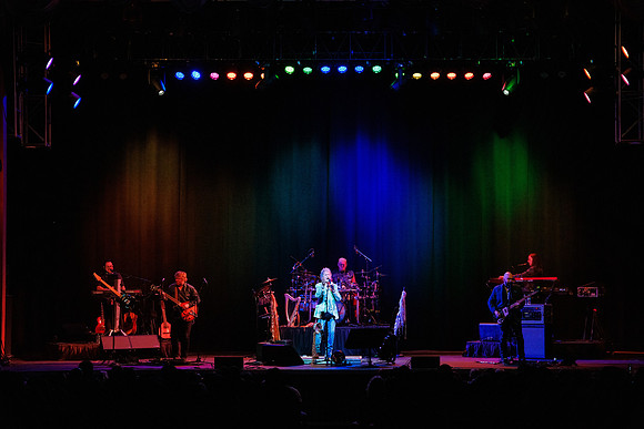 040325_GROVE_OF_ANAHEIM_077