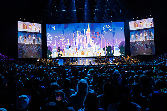 081024_HONDA_CENTER_0273