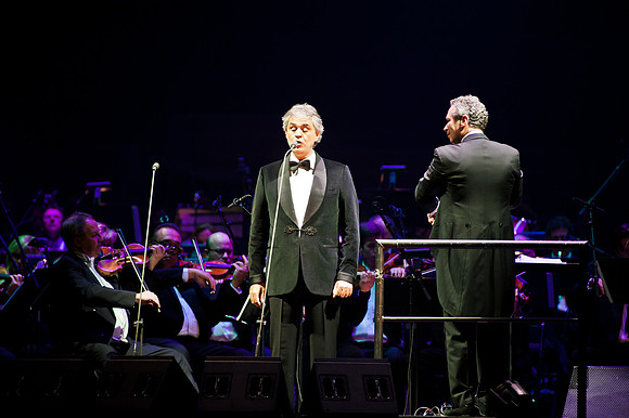 121111_Honda_Center_012