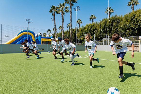 092224_AMERICAN_EXPRESS_RM_0110