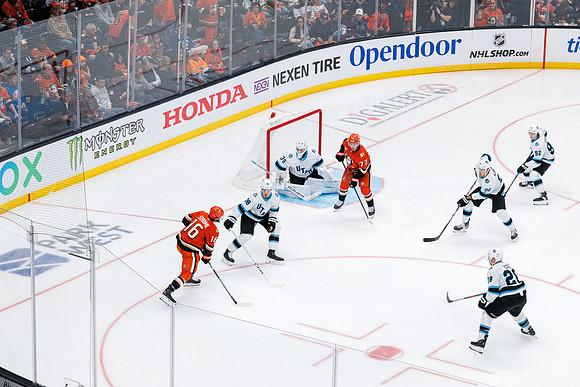 101624_ANAHEIM_DUCKS_0666