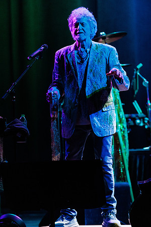 040325_GROVE_OF_ANAHEIM_084