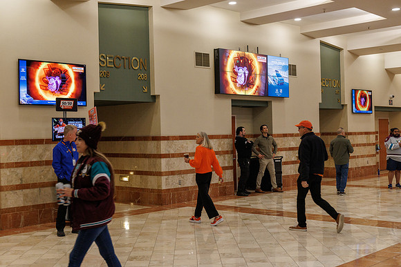 031125_ANAHEIM_DUCKS_0950