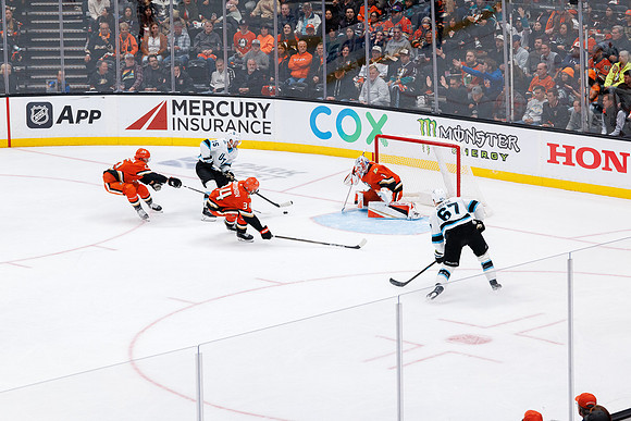 101624_ANAHEIM_DUCKS_0597