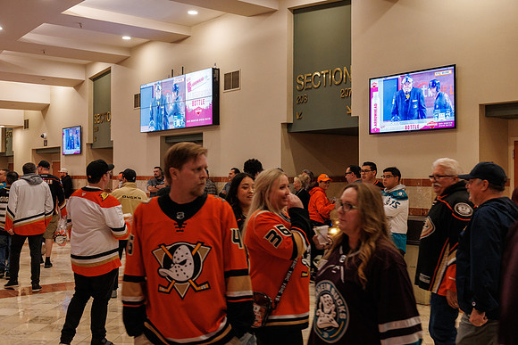 101624_ANAHEIM_DUCKS_0118