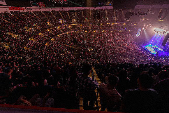 060124_HONDA_CENTER_0875