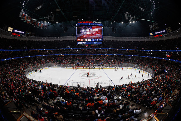 031125_ANAHEIM_DUCKS_0277