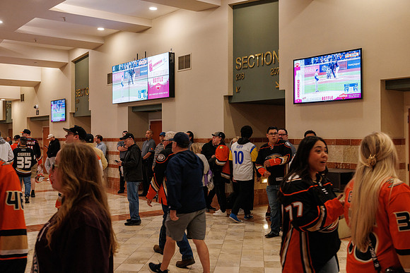 101624_ANAHEIM_DUCKS_0119