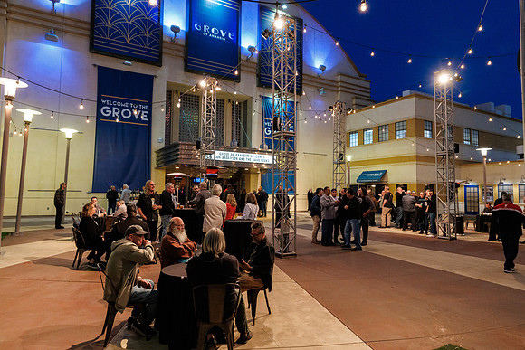040325_GROVE_OF_ANAHEIM_010