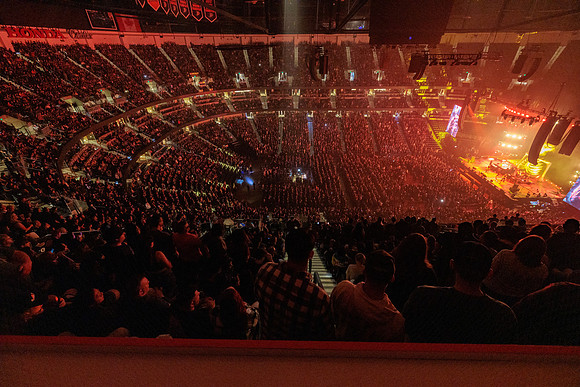060124_HONDA_CENTER_0861