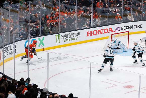 101624_ANAHEIM_DUCKS_0578
