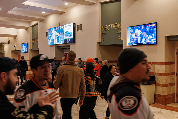 101624_ANAHEIM_DUCKS_0103