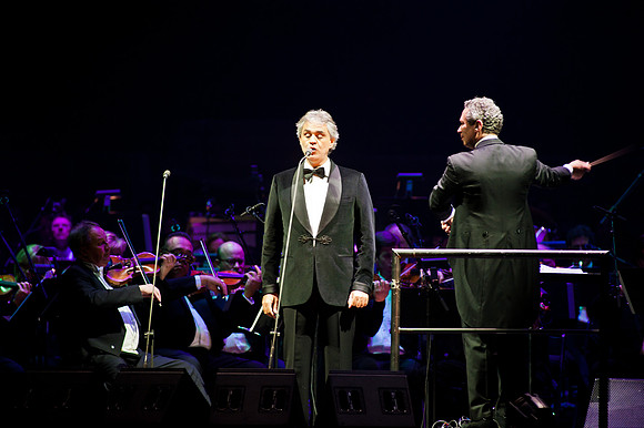 121111_Honda_Center_011
