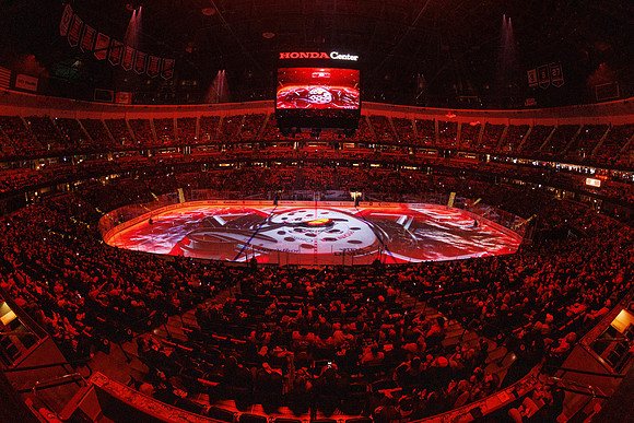 101624_ANAHEIM_DUCKS_0832