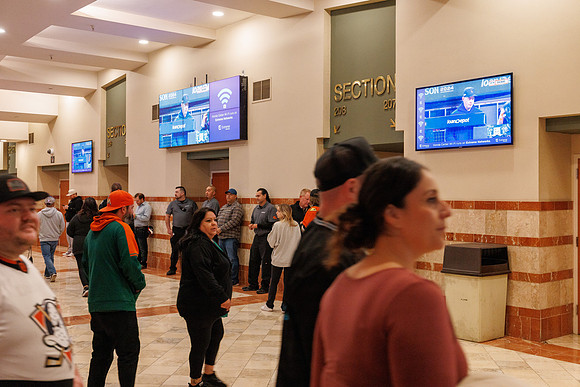 101624_ANAHEIM_DUCKS_0101