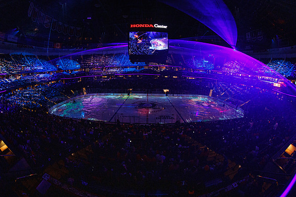 101624_ANAHEIM_DUCKS_0820