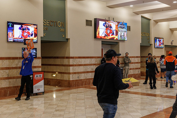 031125_ANAHEIM_DUCKS_0932