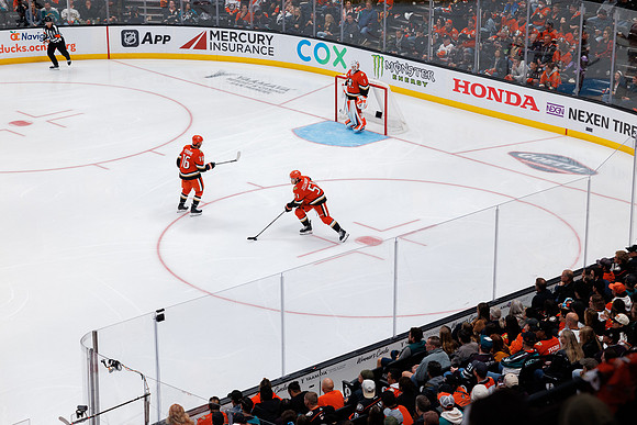 101624_ANAHEIM_DUCKS_0718