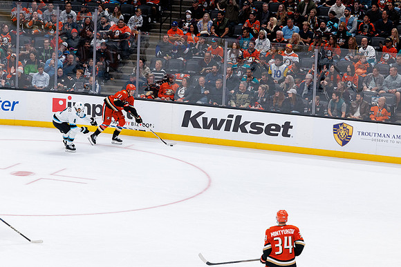101624_ANAHEIM_DUCKS_0619