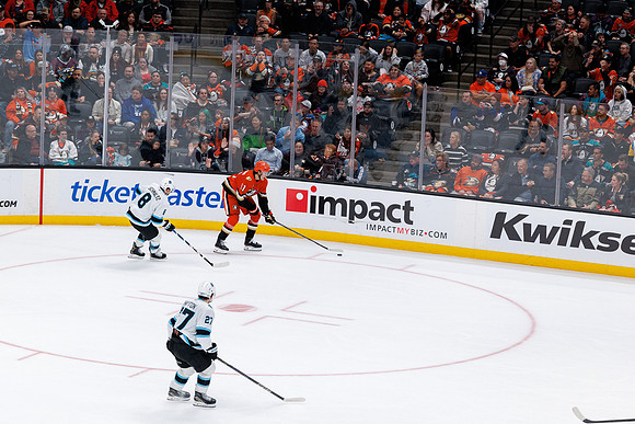 101624_ANAHEIM_DUCKS_0618