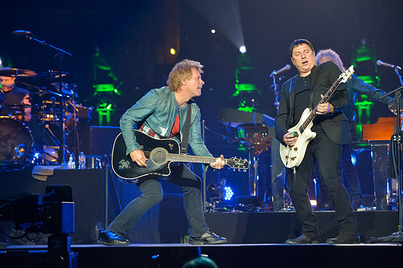 100913_HONDA_CENTER_0040
