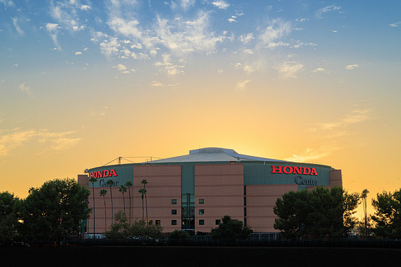 100524_HONDA_CENTER_0027