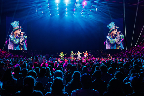 081024_HONDA_CENTER_0036