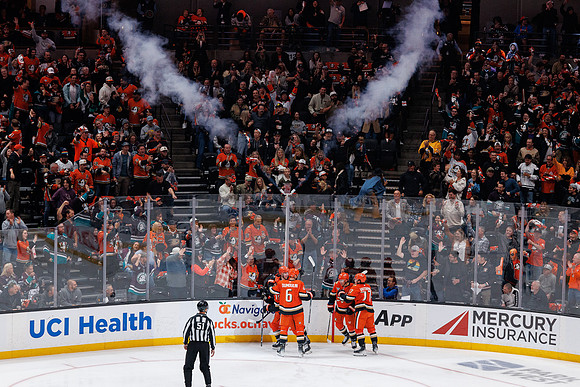 101624_ANAHEIM_DUCKS_0388